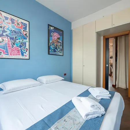 Xenia - Two-room With Terrace In Fondazione Prada *