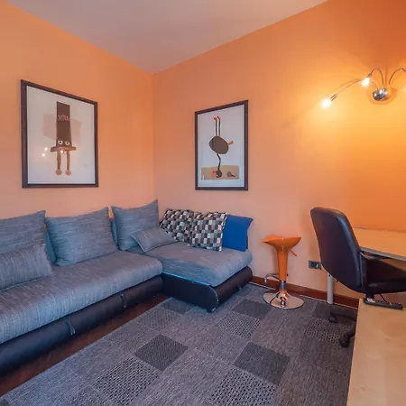 Apartment Xenia - Two-room With Terrace In Fondazione Prada *
